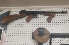 Thompson Submachine Gun