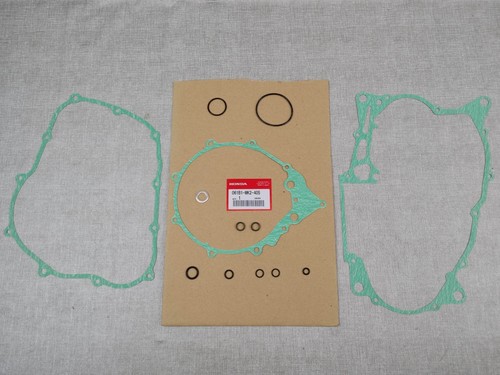 Pochette joints bas - de, (b)