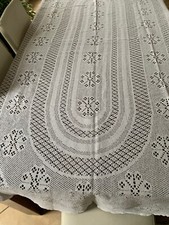 Grande nappe au crochet