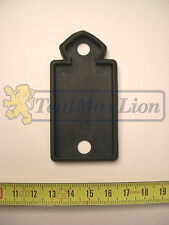 Embase Sigle Pininfarina Peugeot 504 coupé/cabriolet à partir du millésime 1980