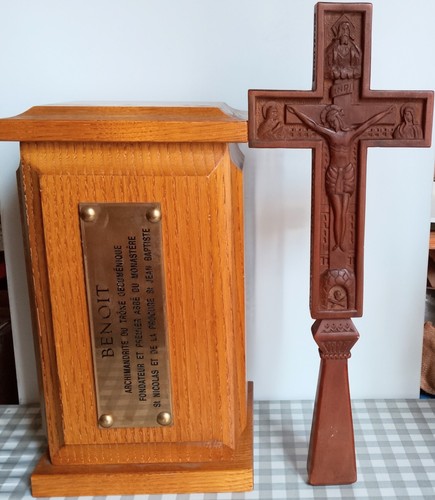 Rare croix bénédiction