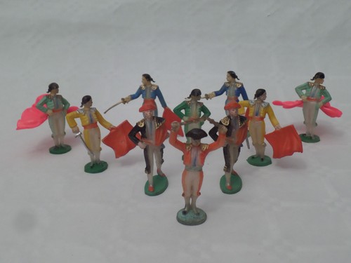 Lot figurines cyrnos - lot,