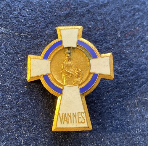 Insigne religieux vannes - insigne,