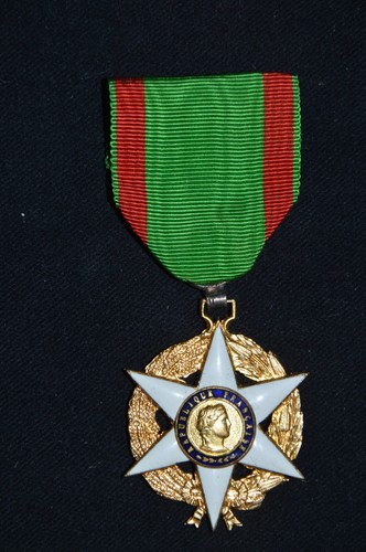 Medaille etoile chevalier - medaille,