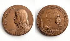 MÉDAILLE EN BRONZE VILLE D'AJACCIO BONAPARTE CORSE 1965 GRAVEUR COURBIER