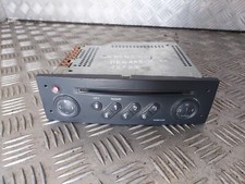AutoRadio CD - RENAULT MEGANE II (2) PHASE I (1) - Référence : 8200256141-C