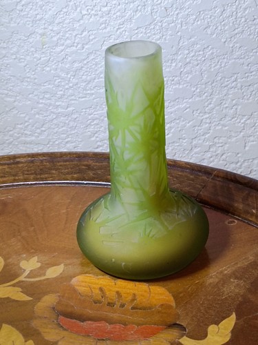 Vase galle signé - en, camée