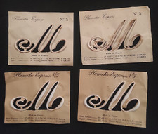 lot  4 lettres brodées " M " PLUMETIS-EXPRESS N°5 mercerie monogramme initiale