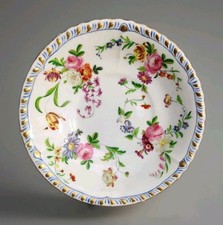 Vieux Paris,Assiette en porcelaine, XIX eme.