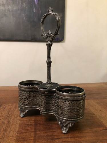 Joli serviteur huilier - serviteur,