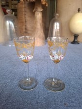 2 ANCIENS VERRES À LIQUEUR