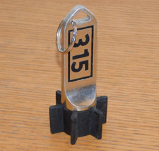 ORIGINAL vintage PORTE CLE