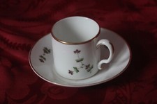 Rare tasse porcelaine de Paris aux barbeaux roses - Mignonette - XVIIIe siècle