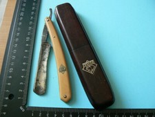 RASOIR COUPE CHOU PUMA AVEC