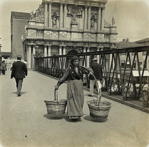 Italie venise porteuse eau - porteuse, d'eau