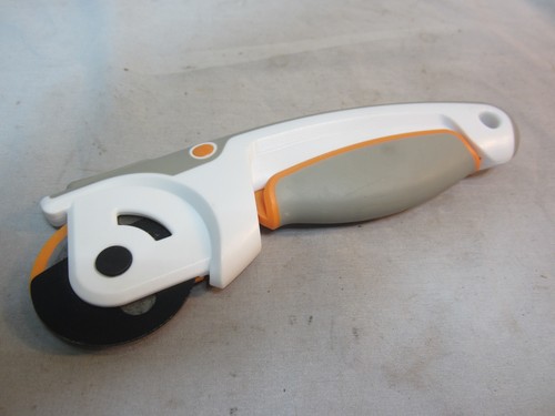 Fiskars 45mm rotary - fiskars,