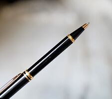 TRES BEAU STYLO BILLE WATERMAN MAN 100 EN RESINE NOIRE & PL. OR 18 CARATS