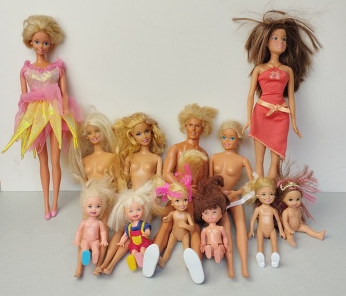 Lot poupées barbie - lot,