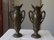 paire de vases en regule art