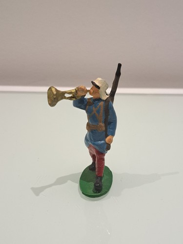 Soldat quiralu - soldat, lr