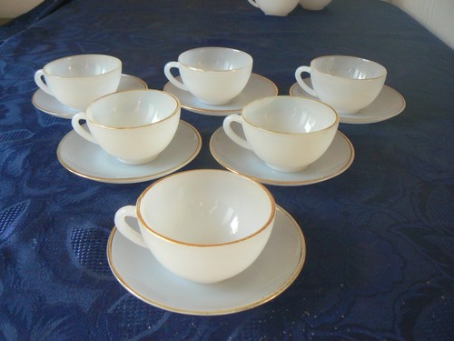 Anciennes petites tasses - 6,