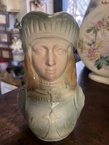 Ancien pichet jeanne arc - pichet, d'arc