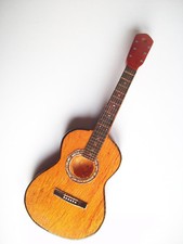 Magnet en forme de guitare