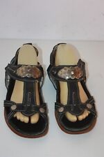 REGARD Sandales à scratchs cuir Noir Motif Métal T 40 TBE