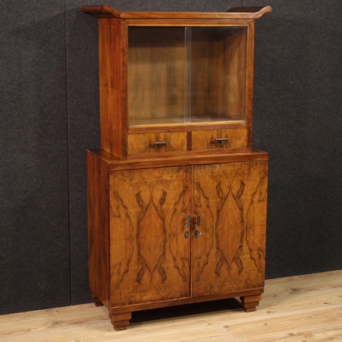Vitrine italienne style art