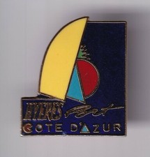 RARE PINS PIN'S .. BATEAU BOAT VOILIER SAIL SHIP PORT COTE AZUR HYERES 83 ~EX