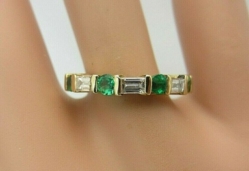 Bague mariage or jaune - en,