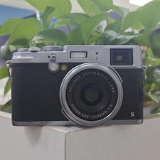 Fujifilm X100S Digital Camera
