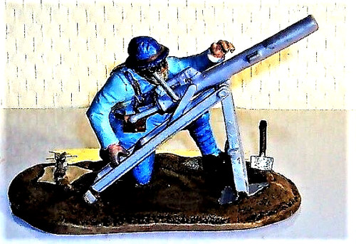 Howitzer servant 1915 - howitzer,