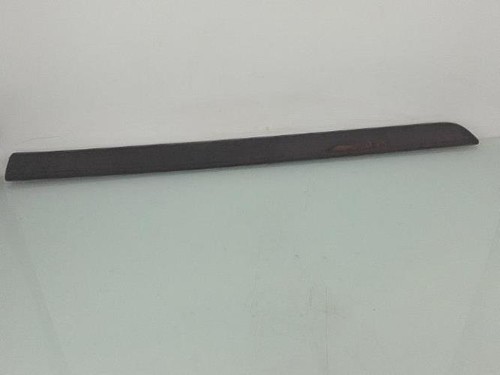 Baguette porte avant gauche - porte,