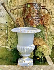 AUTHENTIQUE ANCIEN VASE MEDICIS EN FONTE DE FER XIX