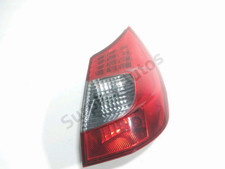 FEU ARRIERE DROIT 8200493375