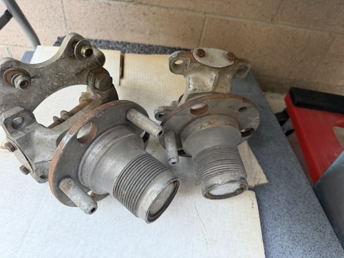 Halibrand knock off hubs - ,