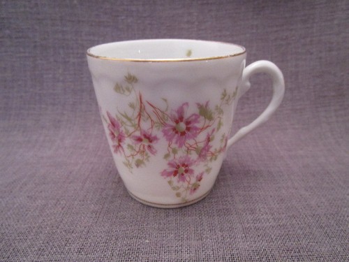 Tasse ancienne porcelaine - ancienne, en