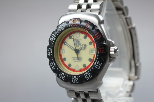 Presque comme neuf montre - [presque,