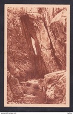 CPA - 29 - LA POINTE DU RAZ - LA GROTTE DES CORMORANS VUE DU ROC MOURFIL
