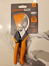 BRAND NEW - Fiskars Pro 1"