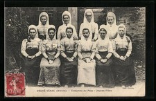 CPA Couhé-Vérac, Costumes du