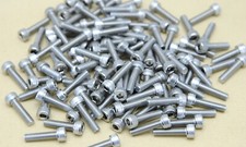 Lot de 100 x vis boulon inox A2 M5 x 20 mm CHC tête creuse  ( ZE408 )