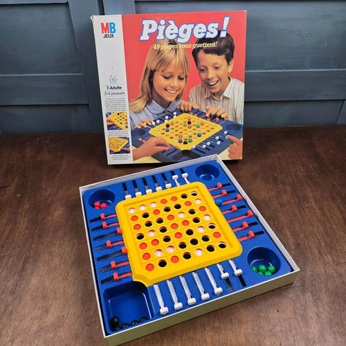 Jeu pièges vintage 1984 - jeu,
