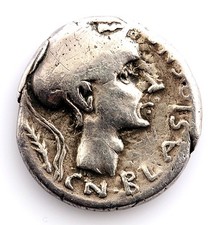 Republic Romana-Gens Cornelia. Denarius 112-111 a. C. Roma. Silver 3,8 G.Scarce