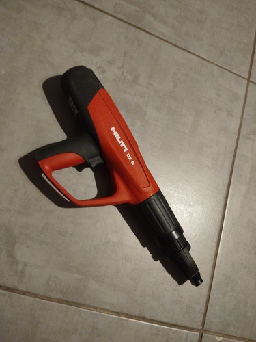 Cloueur hilti 5 - cloueur,