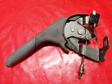 POIGNEE FREIN A MAIN 46201-52010-B0 CONTACTEUR 84550-30080 TOYOTA YARIS SERIE 1