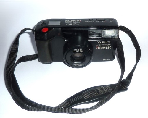 Yashica zoomtec power zoom - yashica,