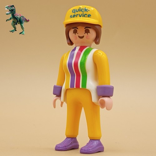 Figurine femme mécanique