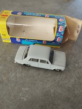 Ancienne Voiture Lada Grise Model Vaz Made In URSS